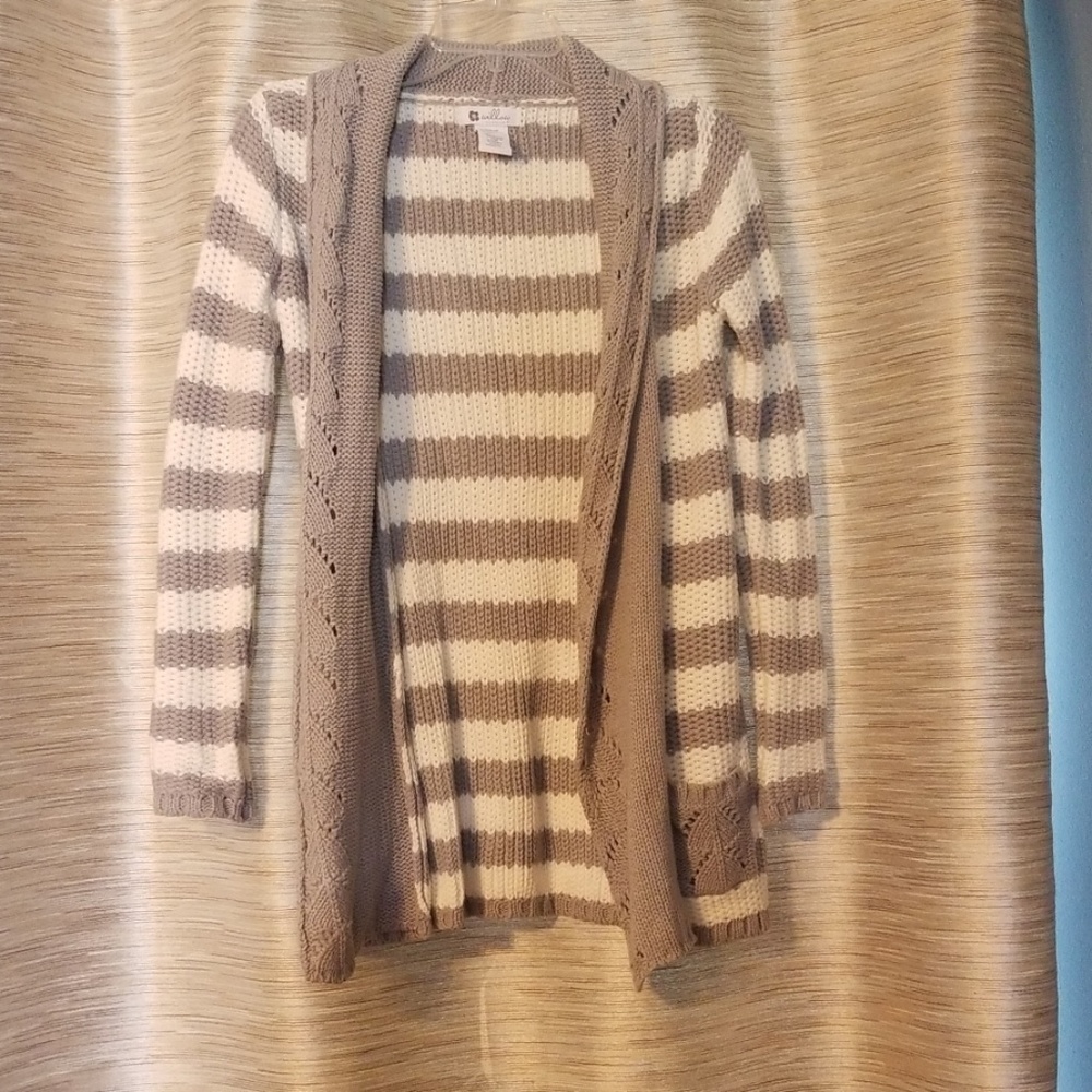 Long sleeve sweater